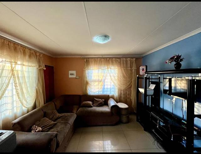 3 BEDROOM HOUSE FOR SALE IN KLIPPOORTJIE